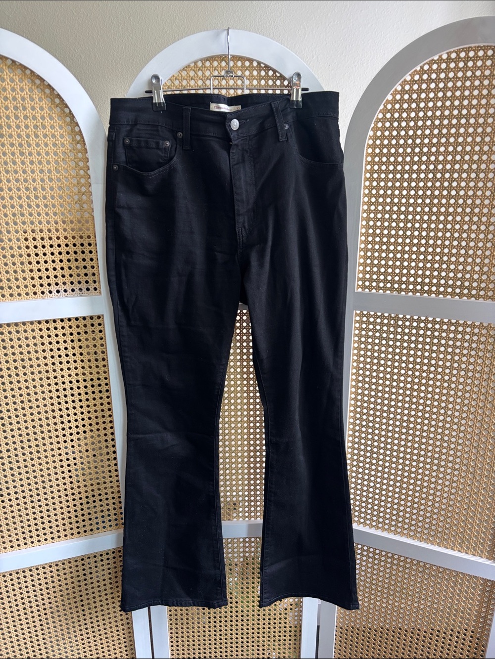 Levi’s Bootcut Black Jeans 725 High Rise Size 32